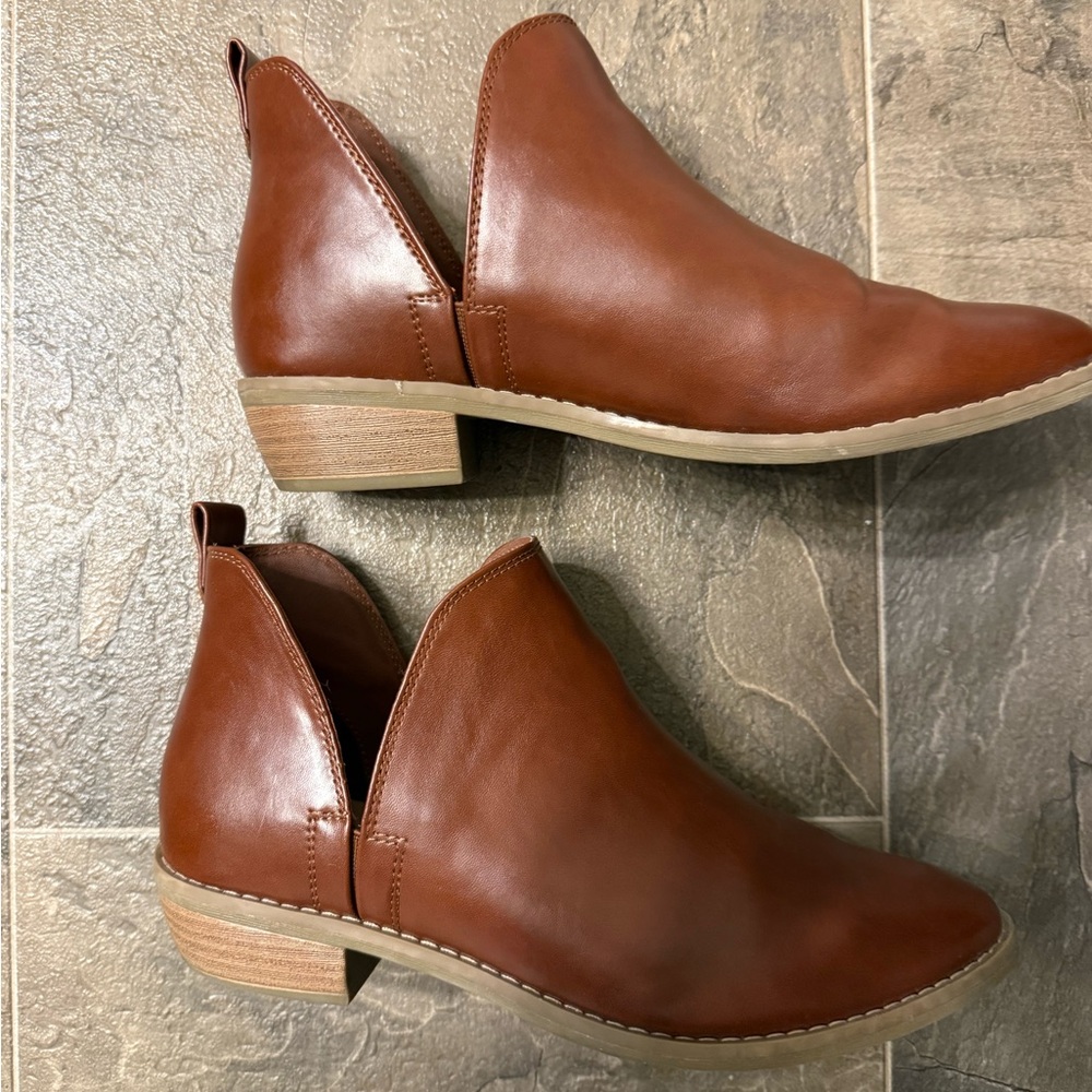 Women’s Brown Faux-Leather Ankle Boots